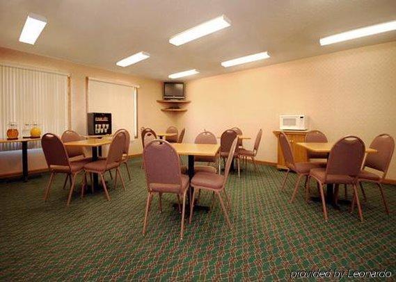 Rodeway Inn Ainsworth Restaurant foto
